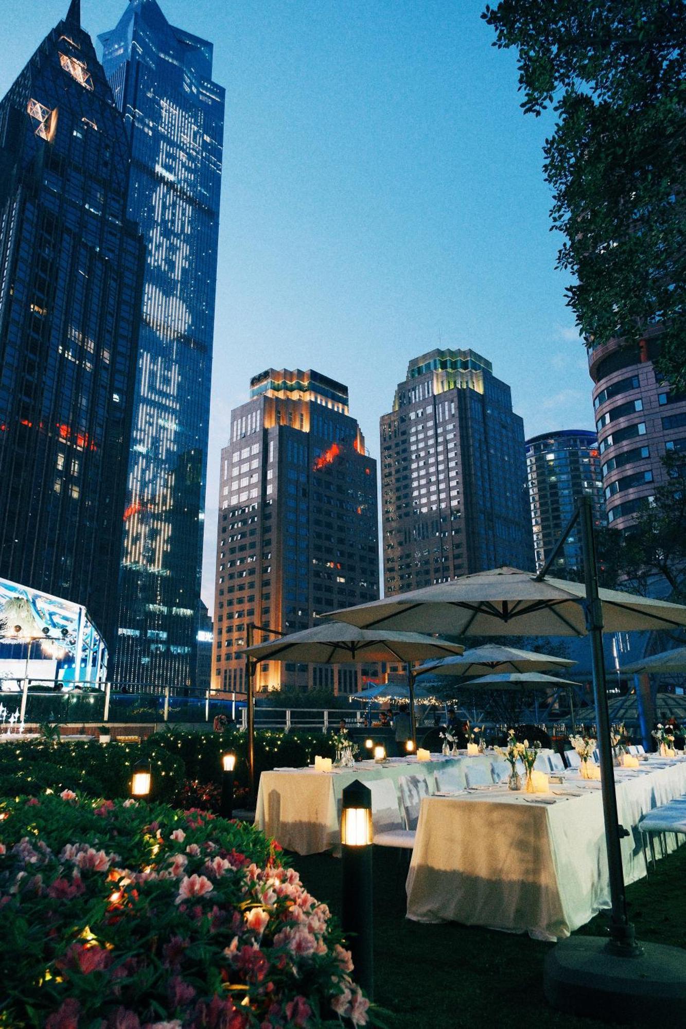 Hyatt Regency Metropolitan Chongqing Hotel Buitenkant foto